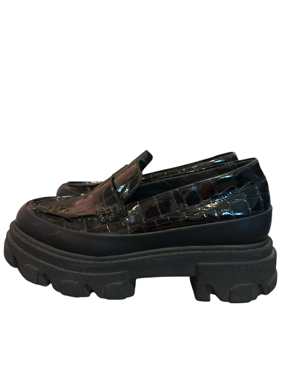 GANNI Chunky Platform Croc-Embossed Loafers in Black EU 36